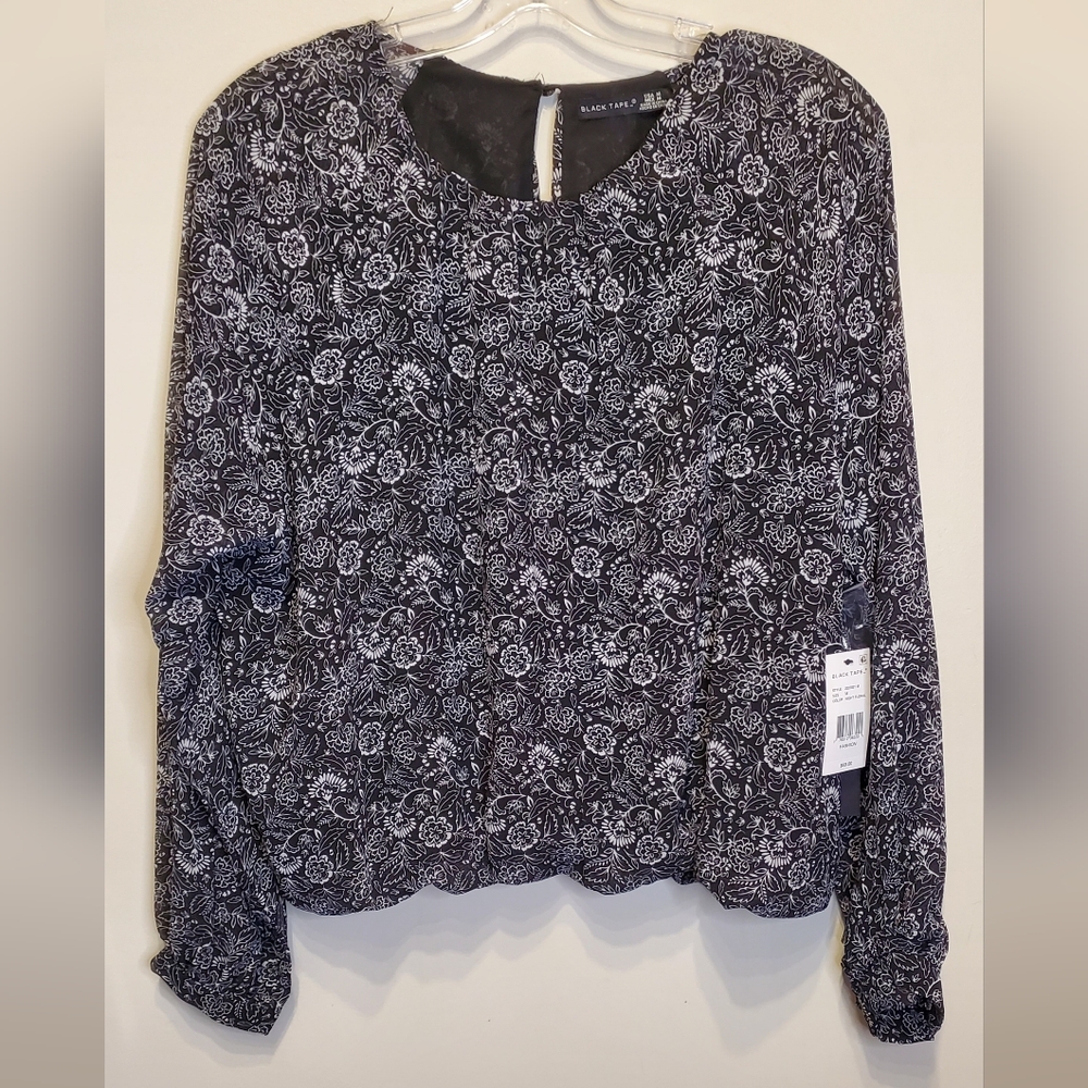 339. NWT - Black Tape Floral Print Top